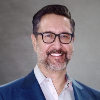 portrait of David Knoch